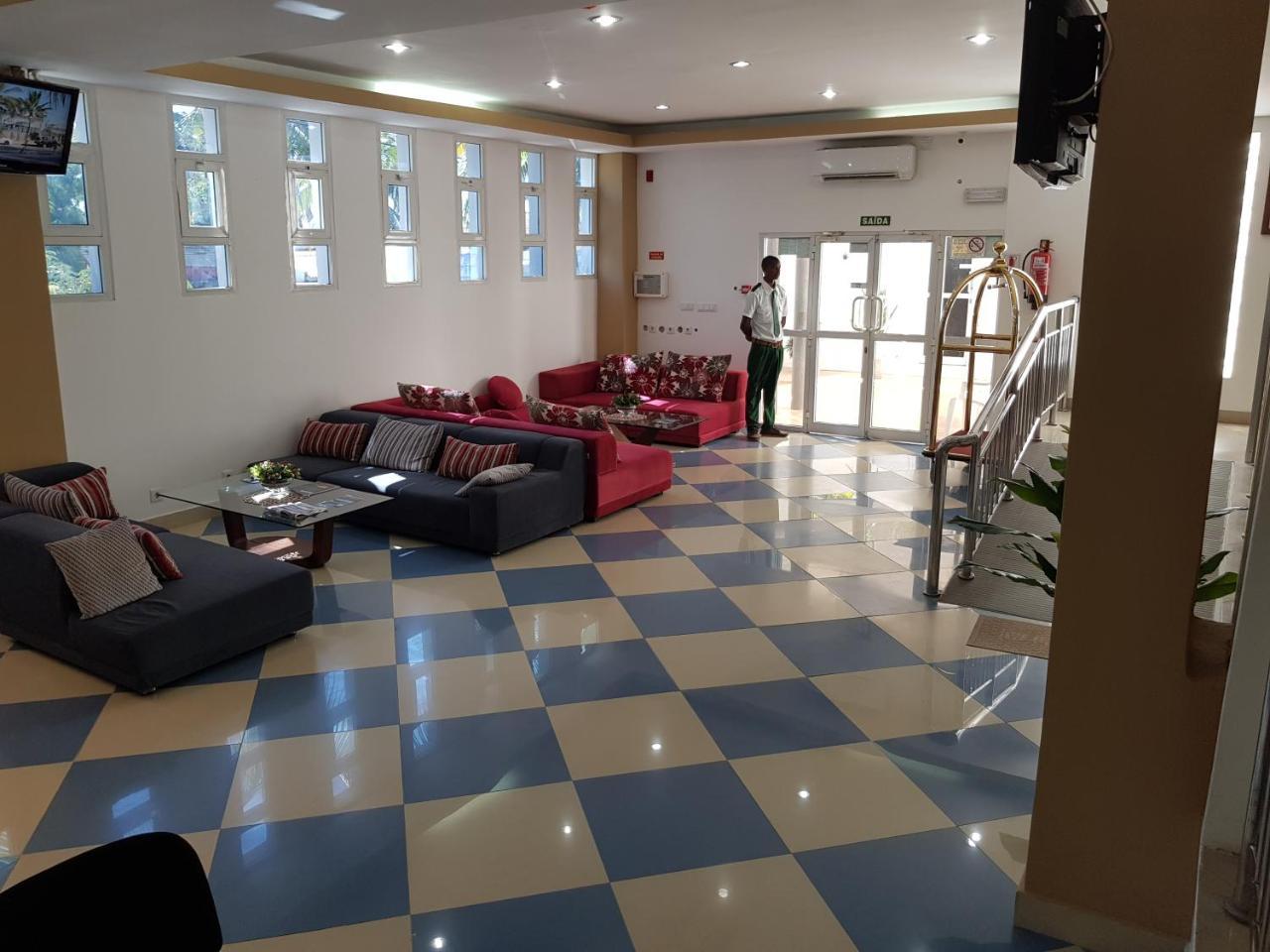 Hotel Wimbi Sun Пемба Екстериор снимка